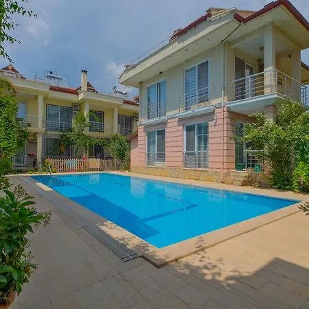 Gul Evleri Calis Beach Фетхие